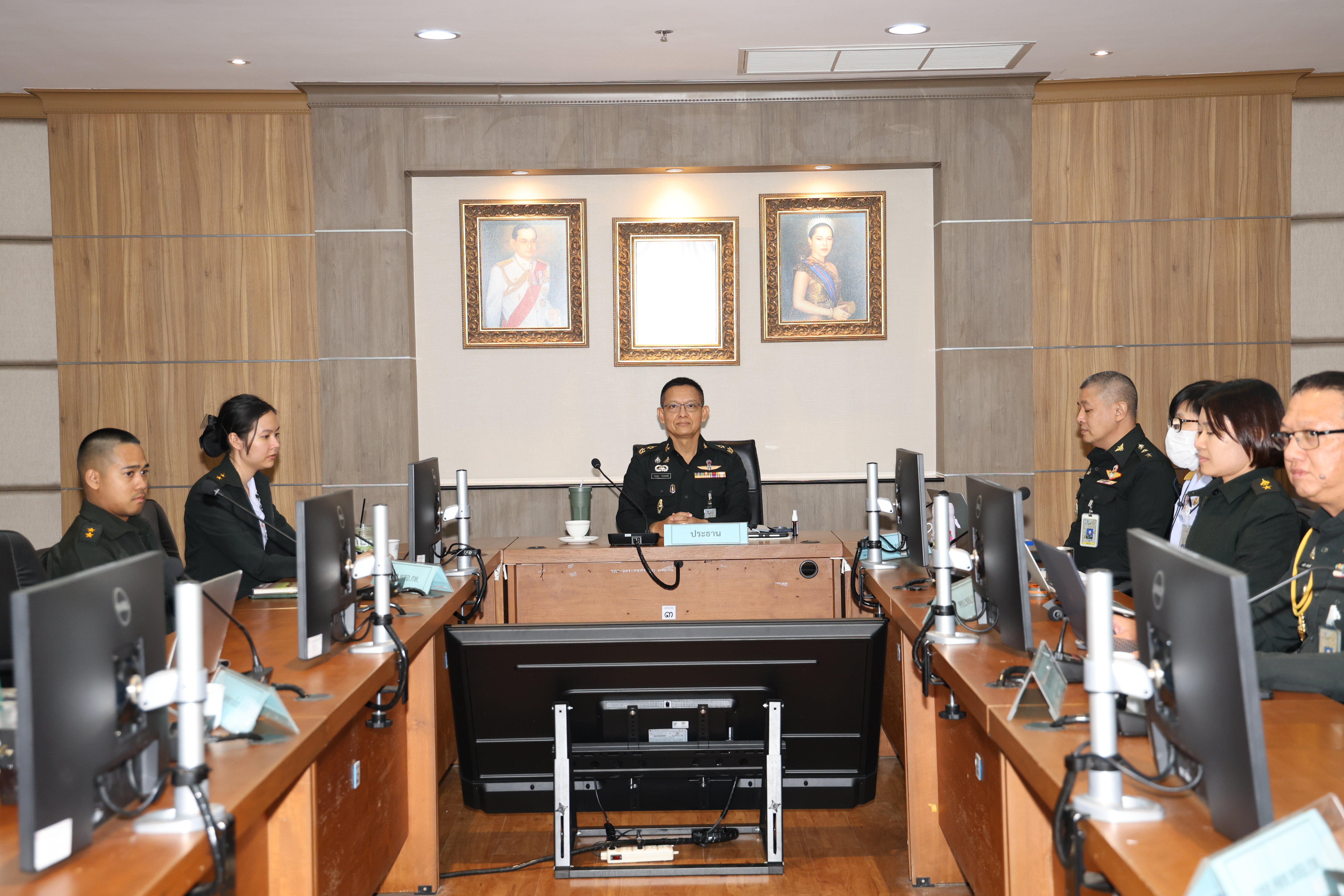 ฟังข้อมูลระบบ IT Solution, IT Security และ Cyber Security