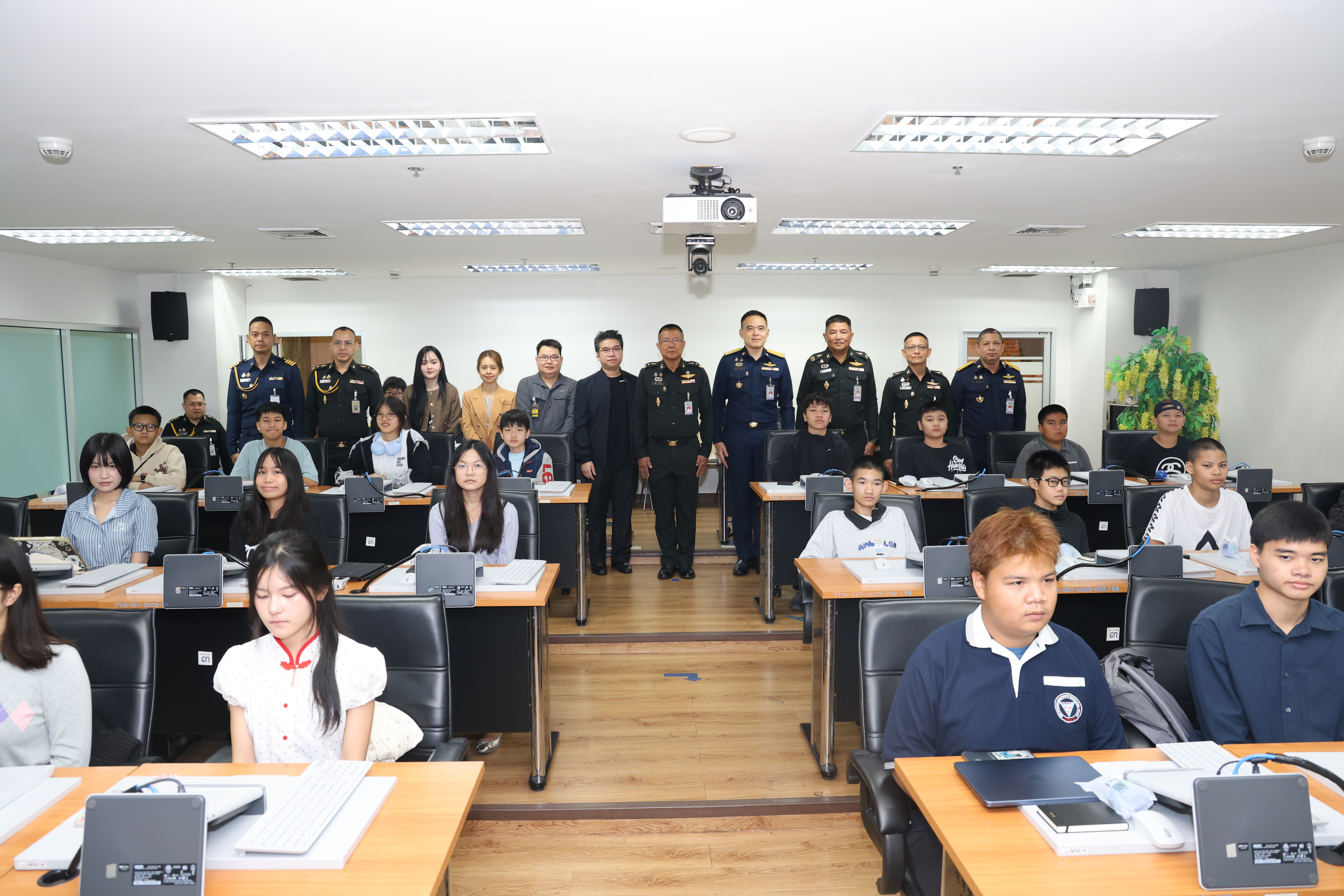 การอบรมในหลักสูตร เยาวชน สป.ต้านภัยยาเสพติดจากสื่อสังคมออนไลด์ ในวันที่ 7-8 พ.ค.69